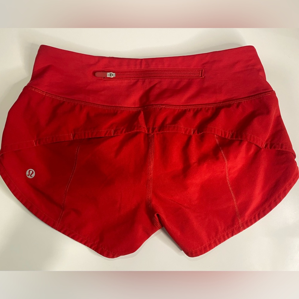Lululemon Red Shorts (red/0/2.5in)